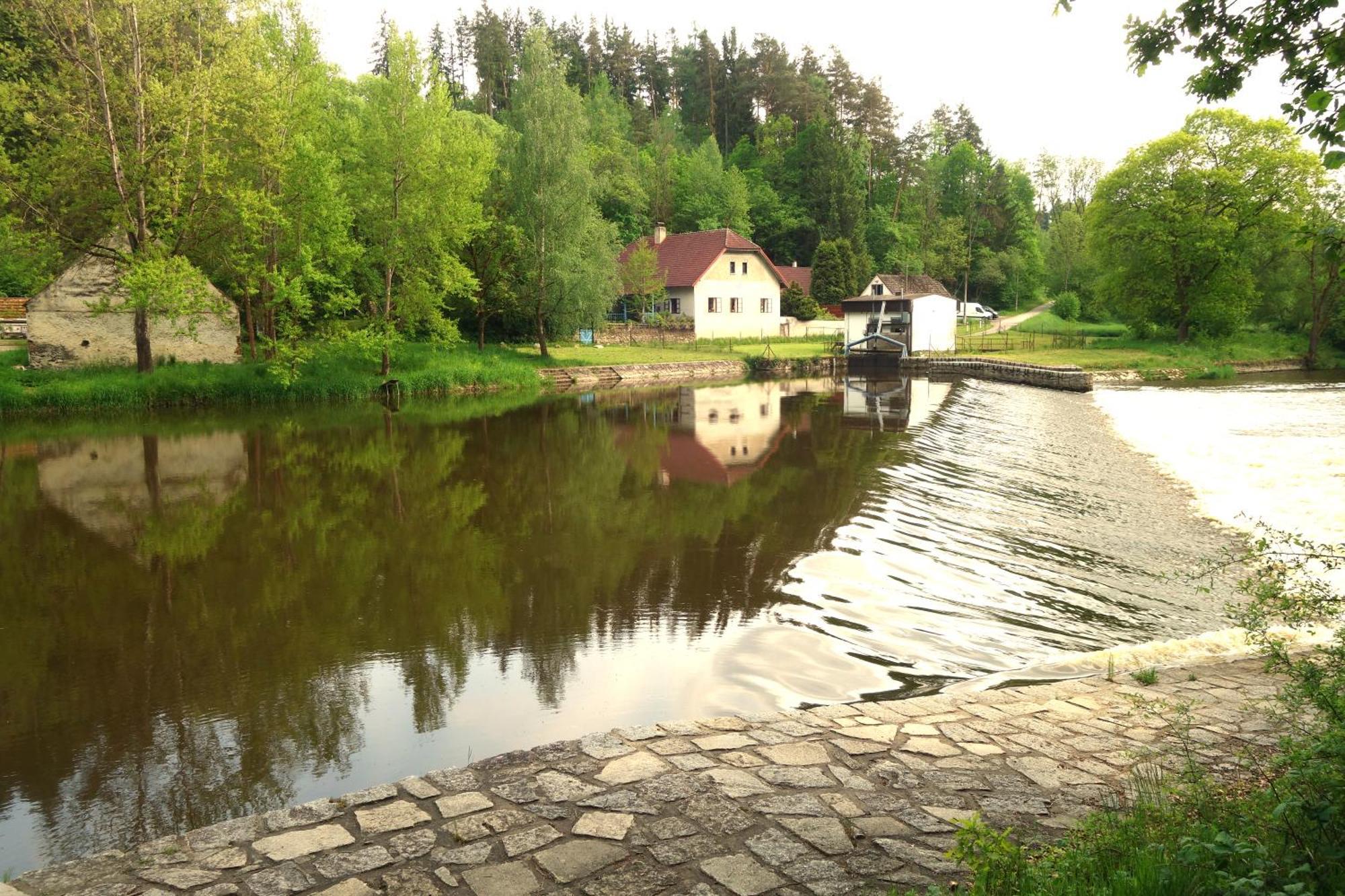 Villa Bejsovcuv Mlyn Becice Exterior foto